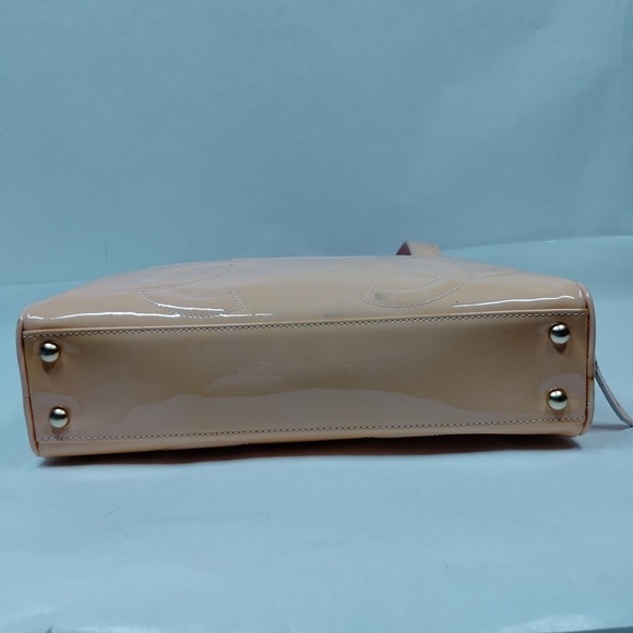 Chanel Triple CC Patent Leather - Picture 4 of 7